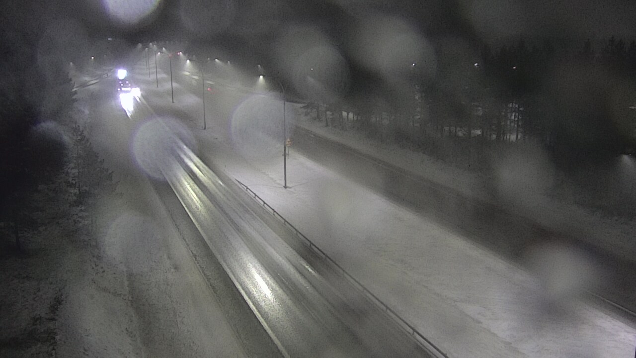 Weather Camera Image Väg 4 Uleåborg, Ouluntulli, Oulu, Pohjois-Pohjanmaa