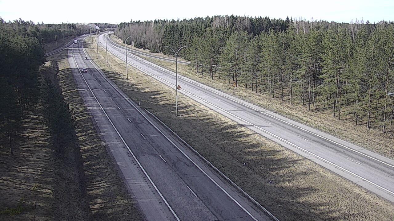 Weather Camera Image Väg 4 Uleåborg, Ouluntulli, Oulu, Pohjois-Pohjanmaa