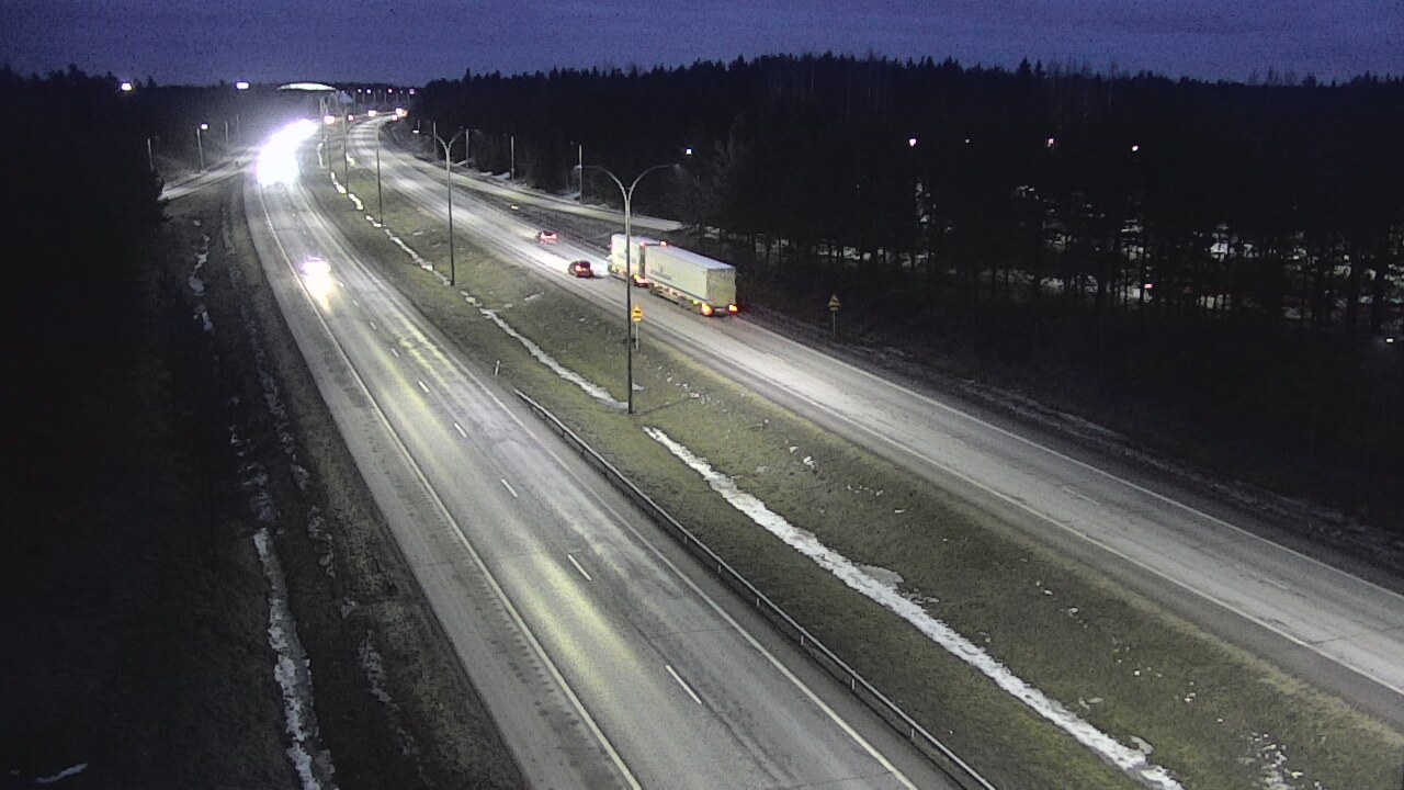 Weather Camera Image Road 4 Oulu, Ouluntulli, Oulu, Pohjois-Pohjanmaa