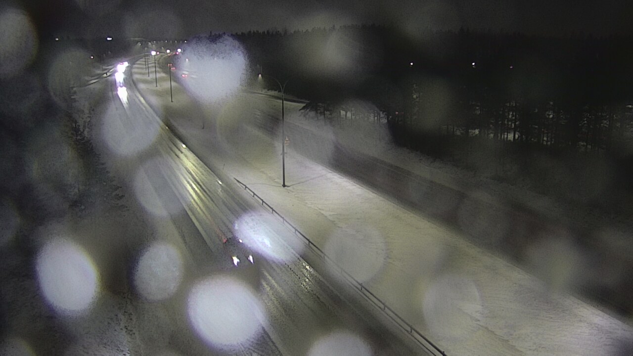 Weather Camera Image Väg 4 Uleåborg, Ouluntulli, Oulu, Pohjois-Pohjanmaa