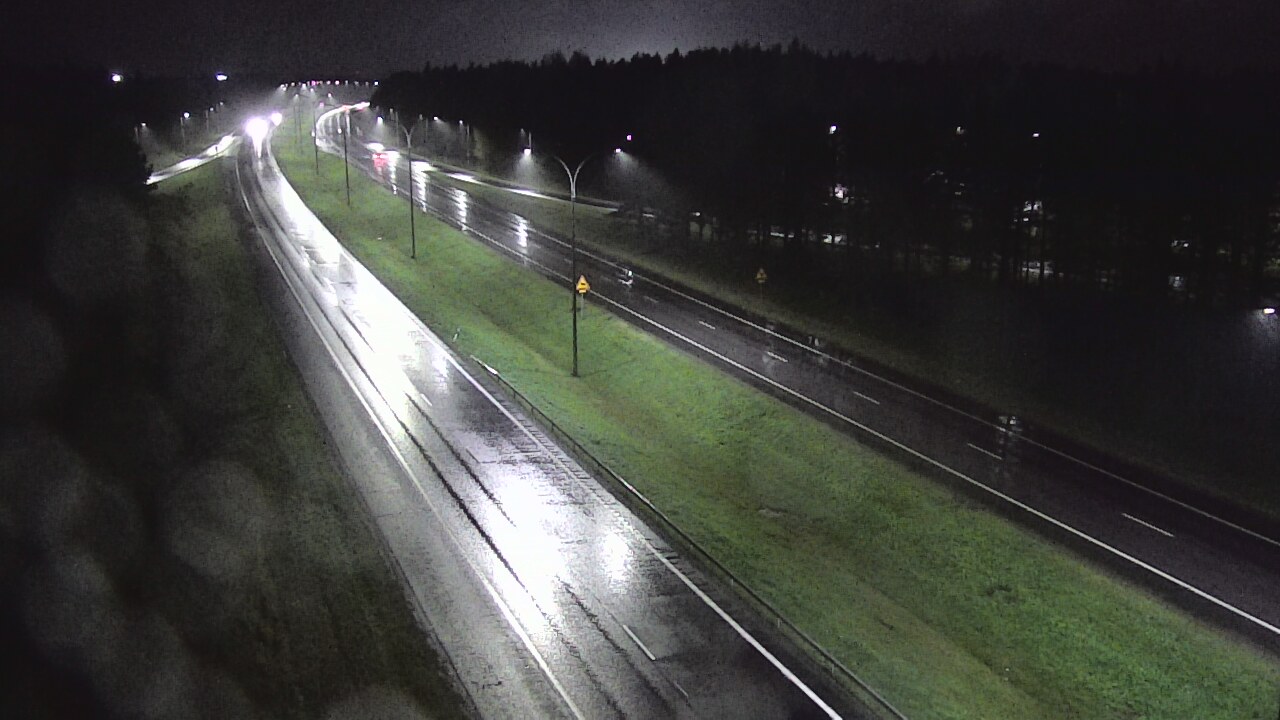 Weather Camera Image Väg 4 Uleåborg, Ouluntulli, Oulu, Pohjois-Pohjanmaa