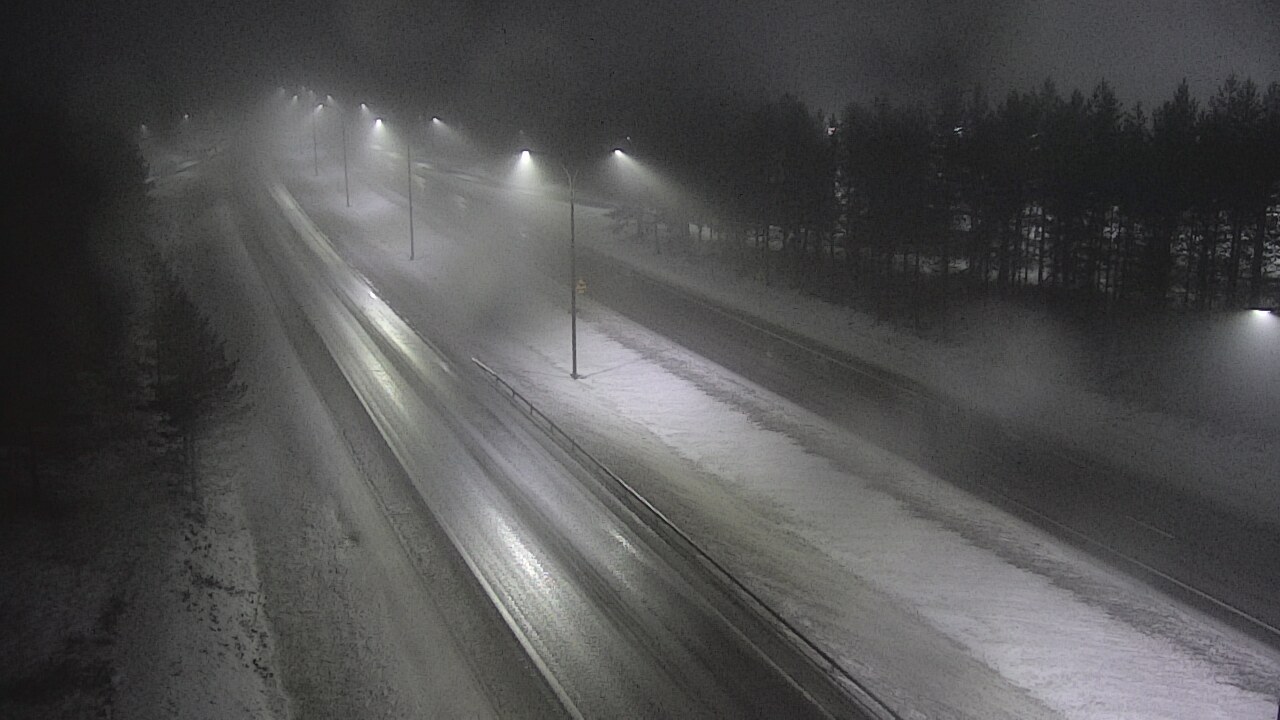 Weather Camera Image Väg 4 Uleåborg, Ouluntulli, Oulu, Pohjois-Pohjanmaa