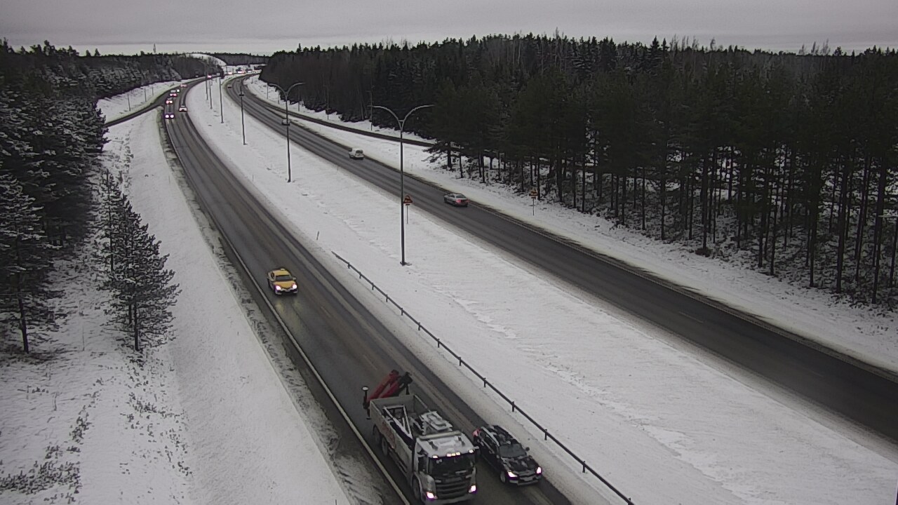 Weather Camera Image Väg 4 Uleåborg, Ouluntulli, Oulu, Pohjois-Pohjanmaa