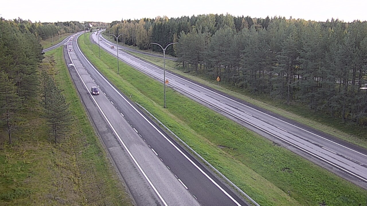 Weather Camera Image Väg 4 Uleåborg, Ouluntulli, Oulu, Pohjois-Pohjanmaa