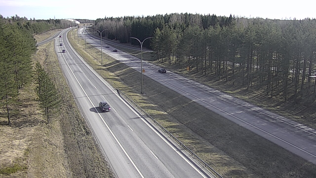 Weather Camera Image Väg 4 Uleåborg, Ouluntulli, Oulu, Pohjois-Pohjanmaa