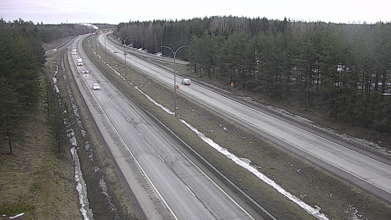 Weather Camera Image Road 4 Oulu, Ouluntulli, Oulu, Pohjois-Pohjanmaa