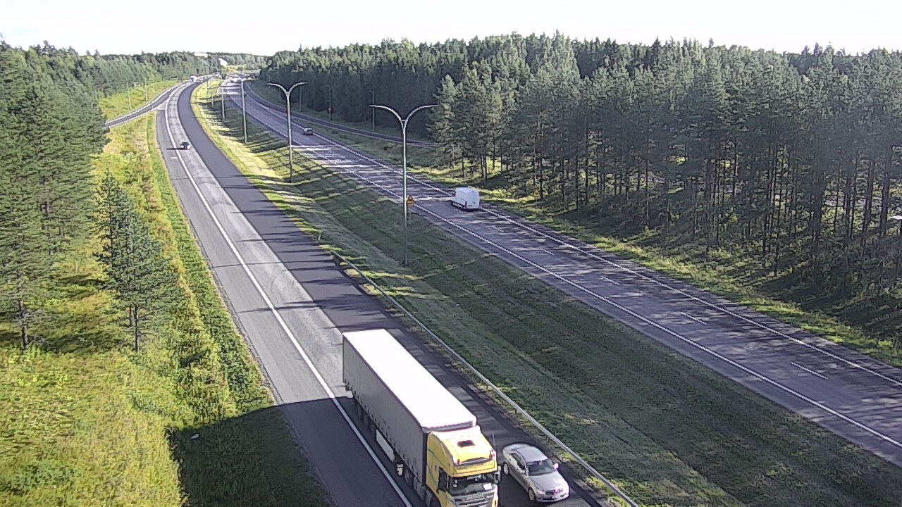 Weather Camera Image Väg 4 Uleåborg, Ouluntulli, Oulu, Pohjois-Pohjanmaa