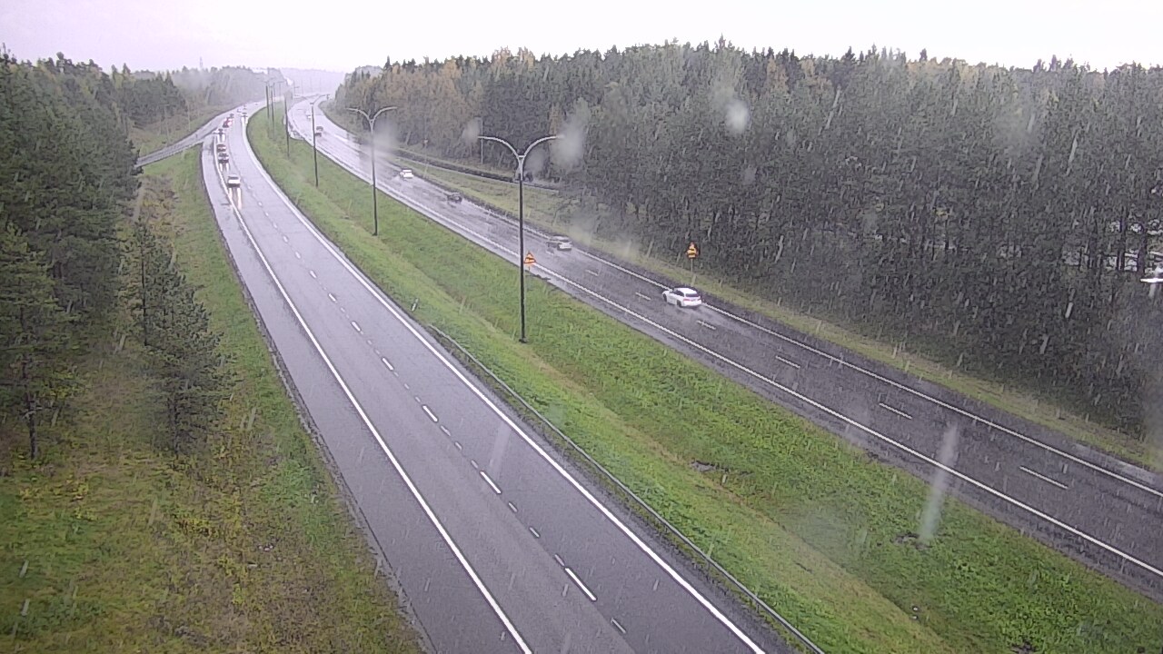 Weather Camera Image Väg 4 Uleåborg, Ouluntulli, Oulu, Pohjois-Pohjanmaa