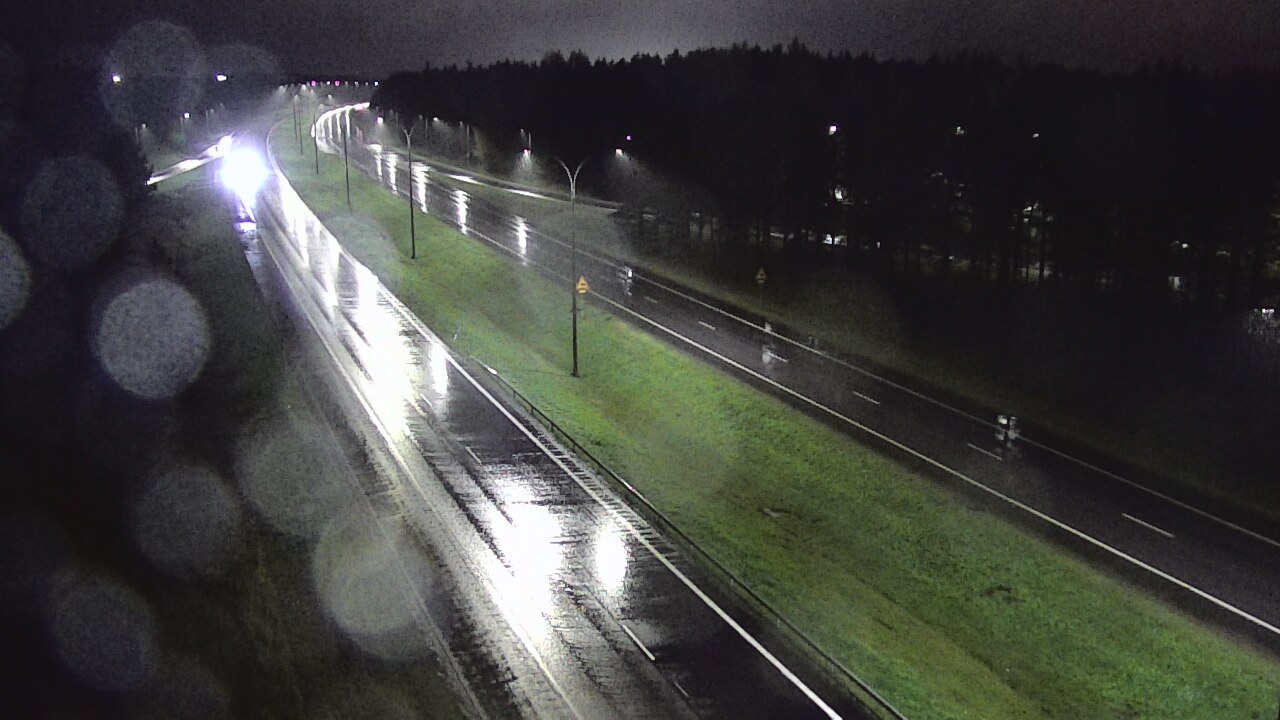 Weather Camera Image Väg 4 Uleåborg, Ouluntulli, Oulu, Pohjois-Pohjanmaa