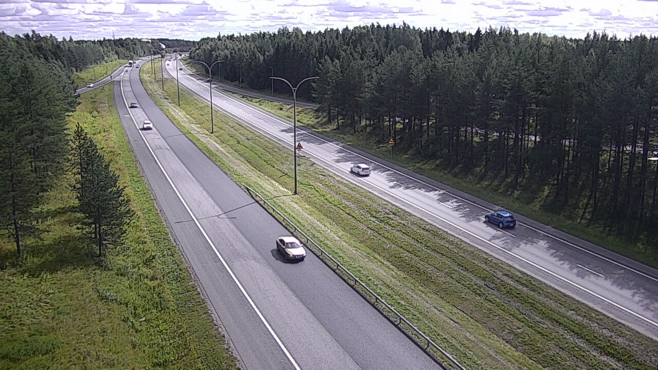 Weather Camera Image Väg 4 Uleåborg, Ouluntulli, Oulu, Pohjois-Pohjanmaa