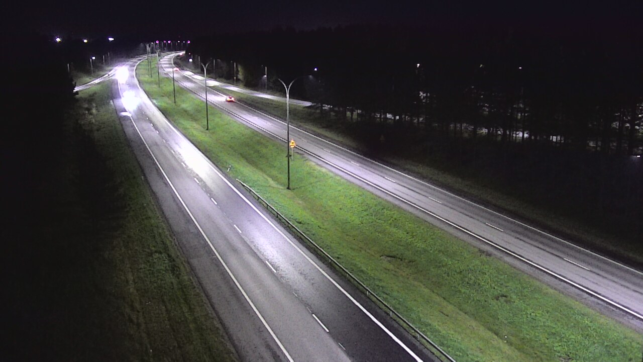 Weather Camera Image Väg 4 Uleåborg, Ouluntulli, Oulu, Pohjois-Pohjanmaa
