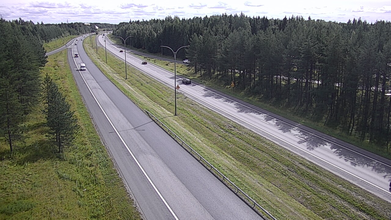 Weather Camera Image Road 4 Oulu, Ouluntulli, Oulu, Pohjois-Pohjanmaa