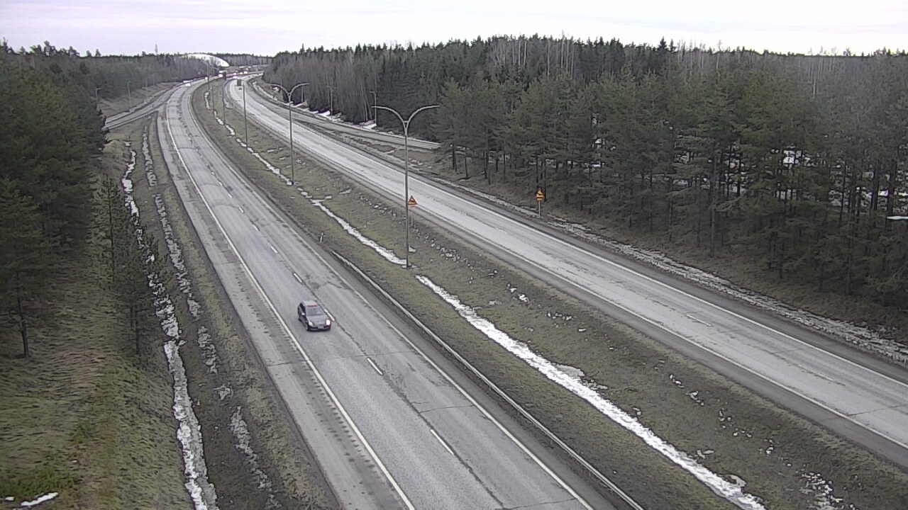 Weather Camera Image Road 4 Oulu, Ouluntulli, Oulu, Pohjois-Pohjanmaa