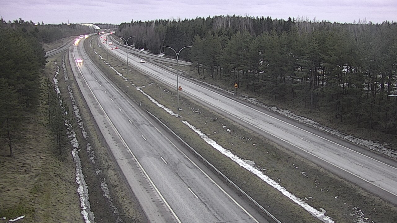 Weather Camera Image Road 4 Oulu, Ouluntulli, Oulu, Pohjois-Pohjanmaa