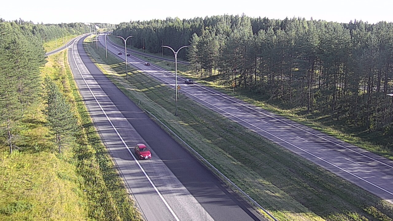 Weather Camera Image Väg 4 Uleåborg, Ouluntulli, Oulu, Pohjois-Pohjanmaa