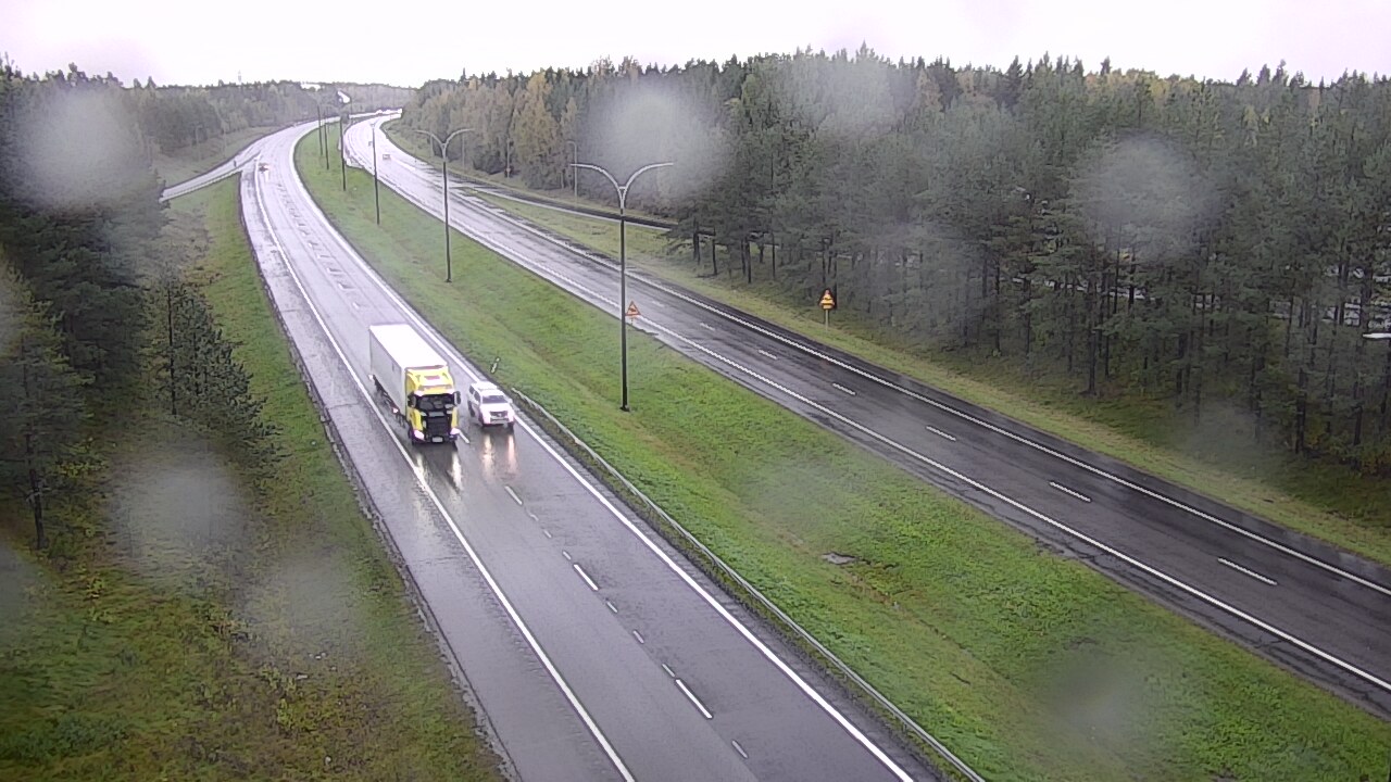 Weather Camera Image Väg 4 Uleåborg, Ouluntulli, Oulu, Pohjois-Pohjanmaa
