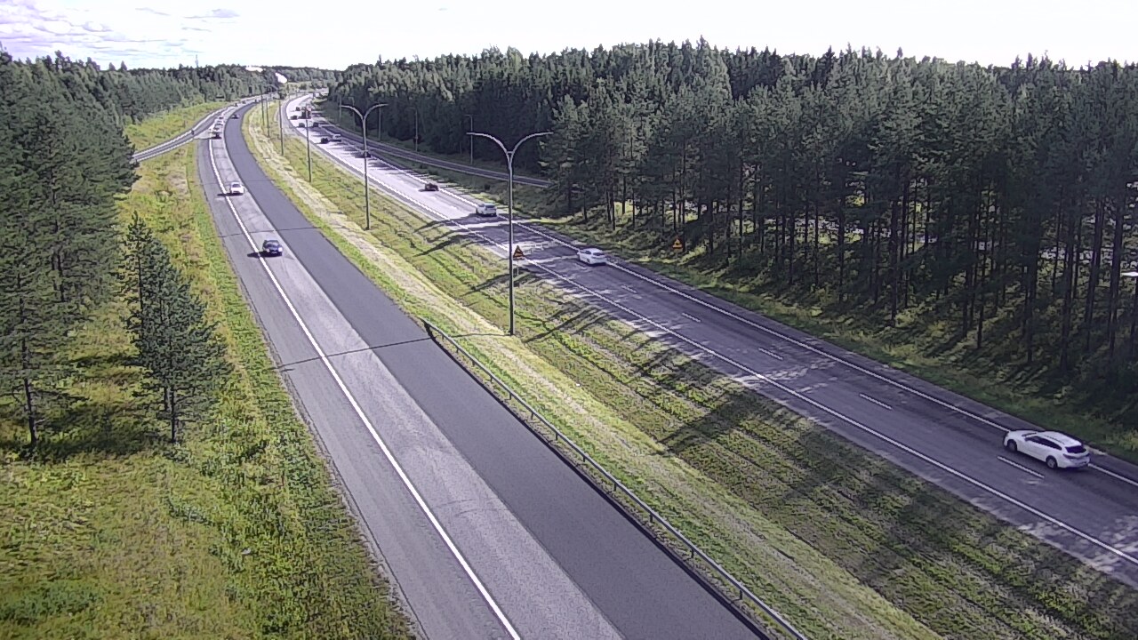Weather Camera Image Väg 4 Uleåborg, Ouluntulli, Oulu, Pohjois-Pohjanmaa