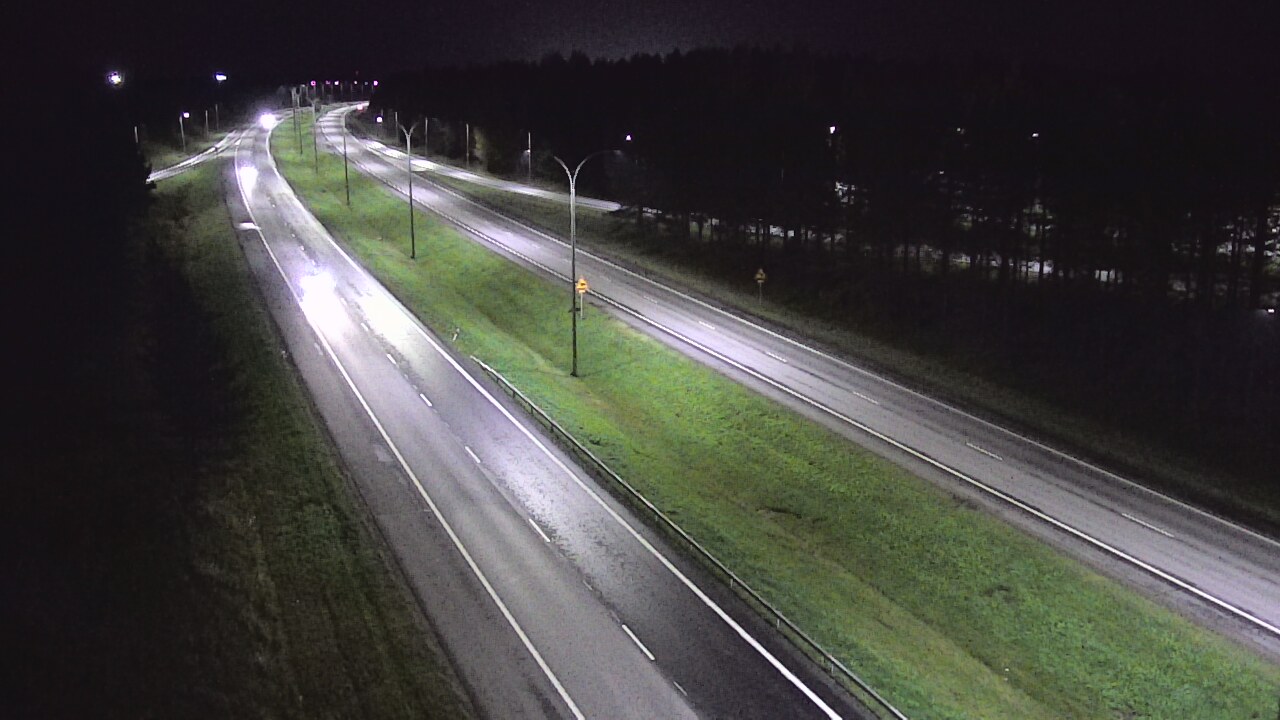 Weather Camera Image Väg 4 Uleåborg, Ouluntulli, Oulu, Pohjois-Pohjanmaa