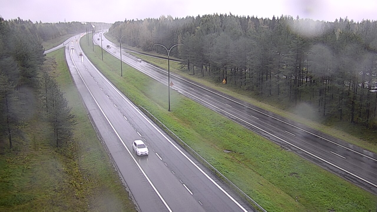 Weather Camera Image Road 4 Oulu, Ouluntulli, Oulu, Pohjois-Pohjanmaa