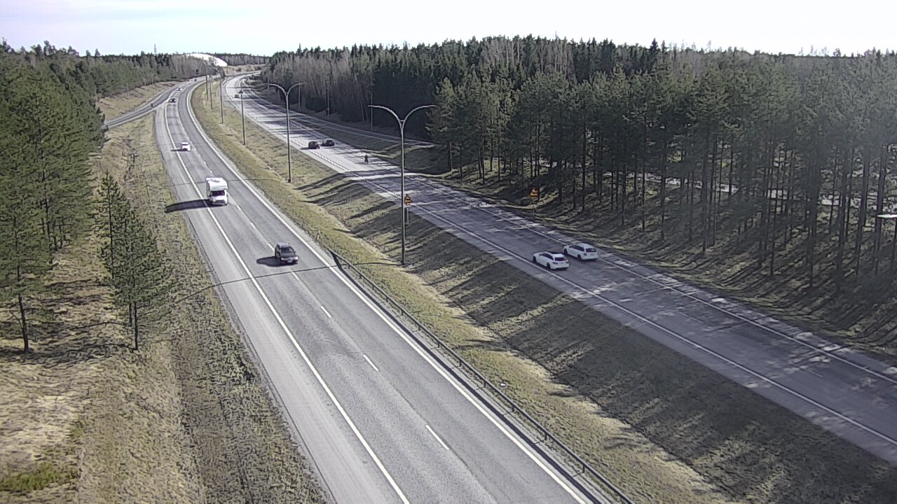 Weather Camera Image Väg 4 Uleåborg, Ouluntulli, Oulu, Pohjois-Pohjanmaa