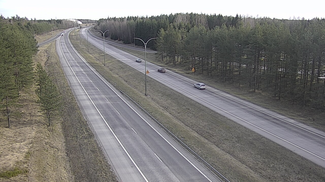 Weather Camera Image Väg 4 Uleåborg, Ouluntulli, Oulu, Pohjois-Pohjanmaa