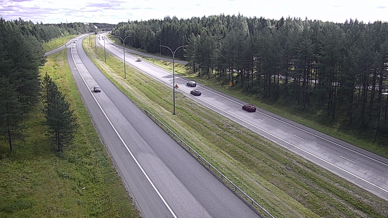 Weather Camera Image Väg 4 Uleåborg, Ouluntulli, Oulu, Pohjois-Pohjanmaa