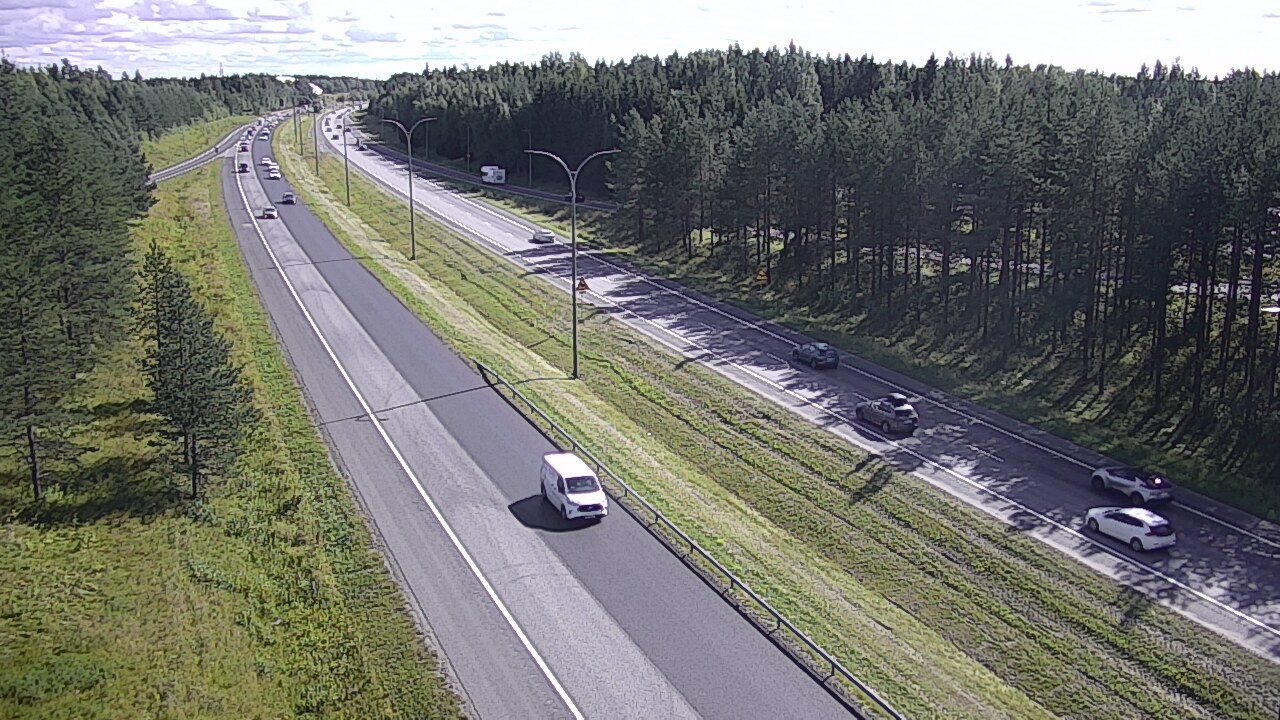 Weather Camera Image Väg 4 Uleåborg, Ouluntulli, Oulu, Pohjois-Pohjanmaa