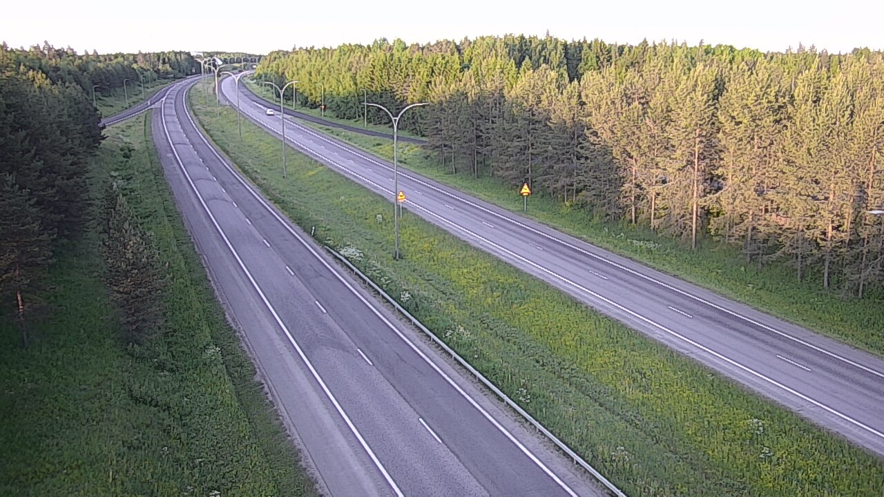 Weather Camera Image Road 4 Oulu, Ouluntulli, Oulu, Pohjois-Pohjanmaa