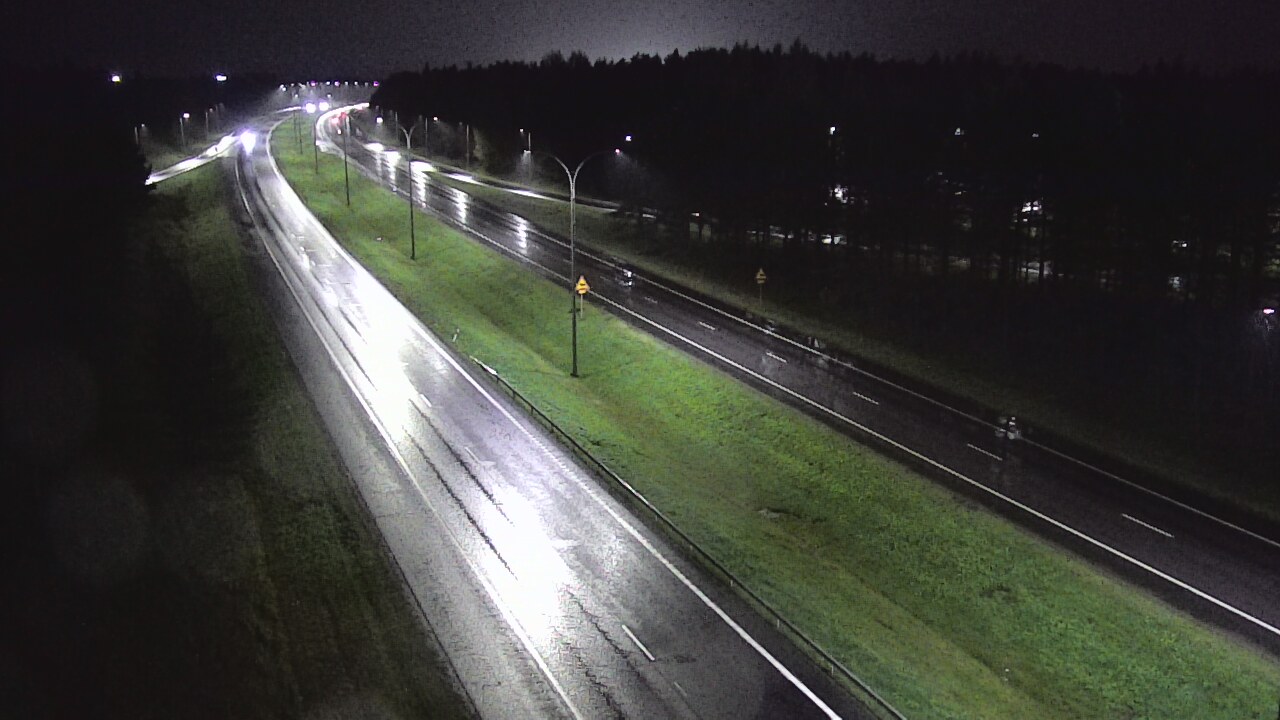Weather Camera Image Väg 4 Uleåborg, Ouluntulli, Oulu, Pohjois-Pohjanmaa