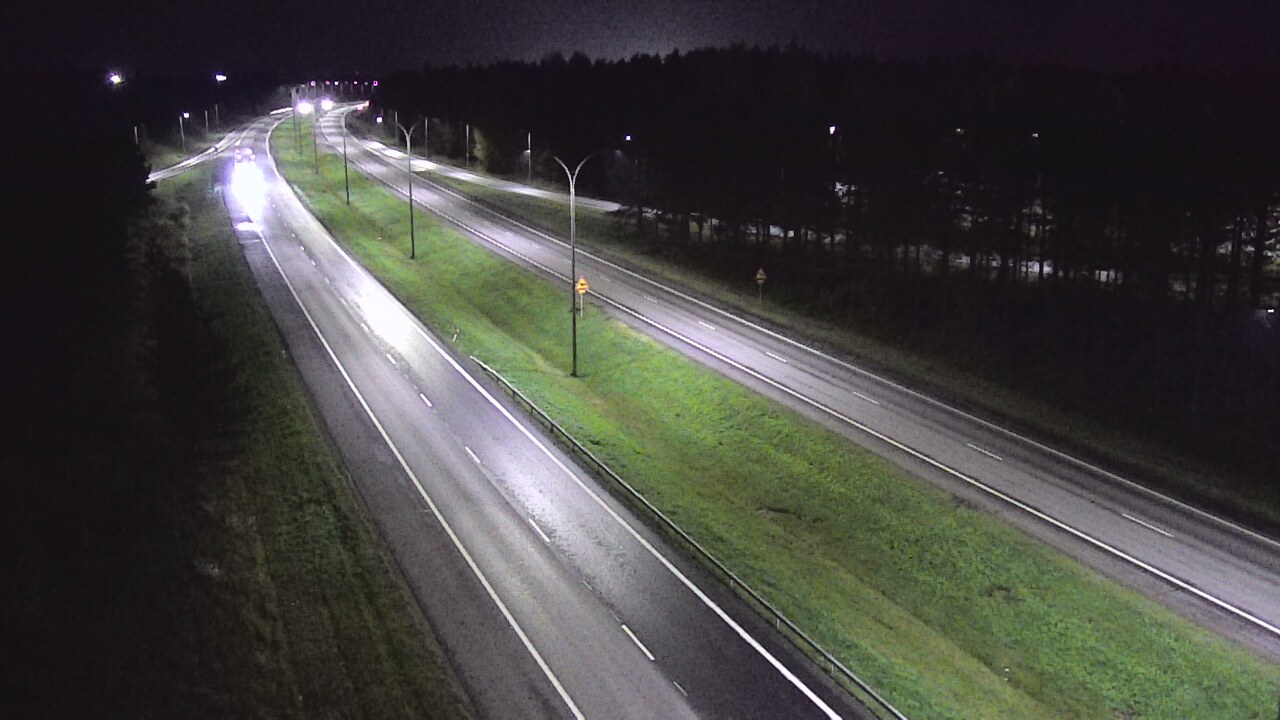 Weather Camera Image Väg 4 Uleåborg, Ouluntulli, Oulu, Pohjois-Pohjanmaa