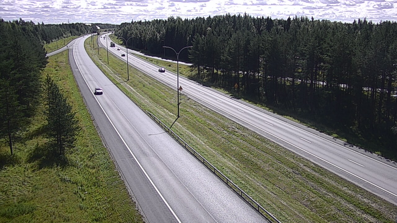 Weather Camera Image Väg 4 Uleåborg, Ouluntulli, Oulu, Pohjois-Pohjanmaa