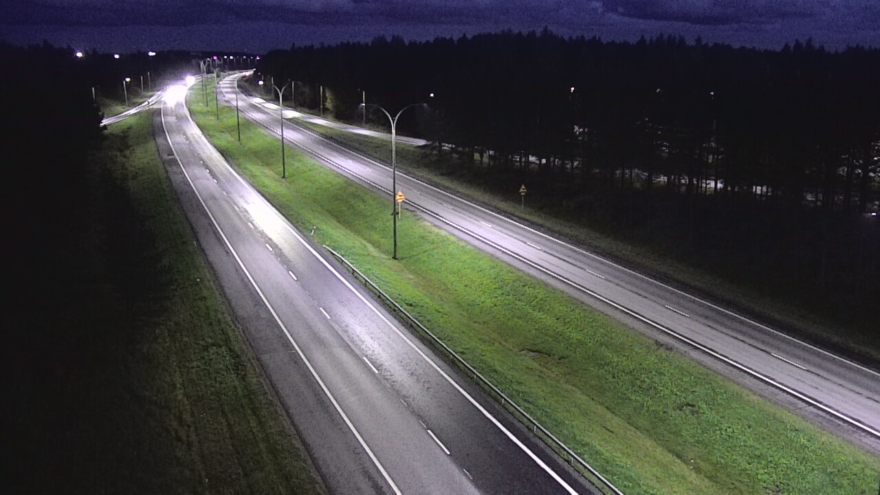 Weather Camera Image Väg 4 Uleåborg, Ouluntulli, Oulu, Pohjois-Pohjanmaa