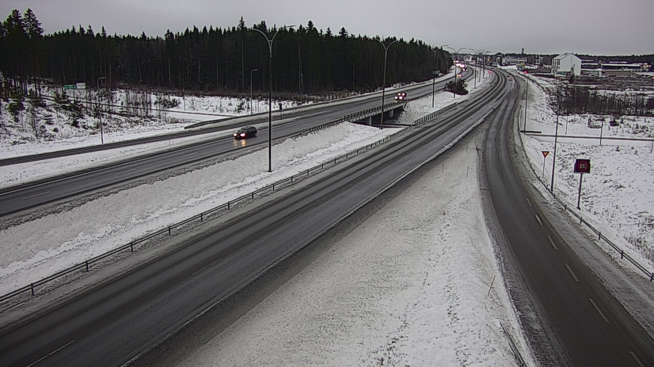 Weather Camera Image Väg 4 Kempele, Zatelliitti, Oulu, Pohjois-Pohjanmaa