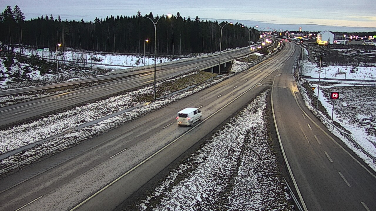 Kelikamerat Kuva Tie 4 Kempele, Zatelliitti, Oulu, Pohjois-Pohjanmaa