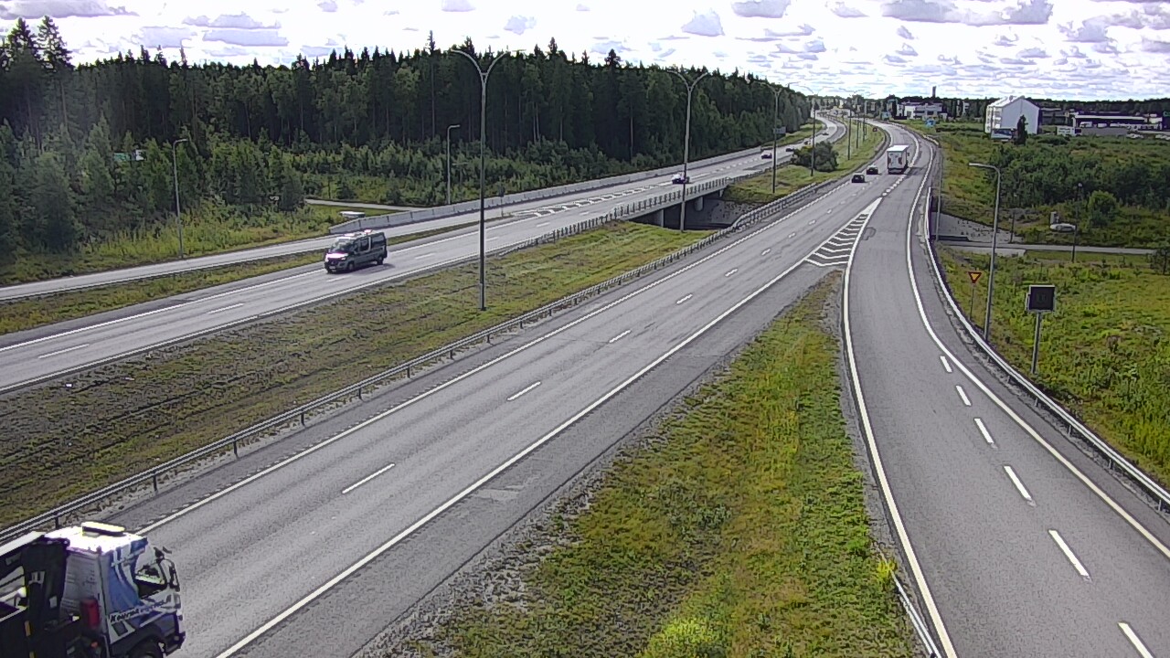 Kelikamerat Kuva Tie 4 Kempele, Zatelliitti, Oulu, Pohjois-Pohjanmaa