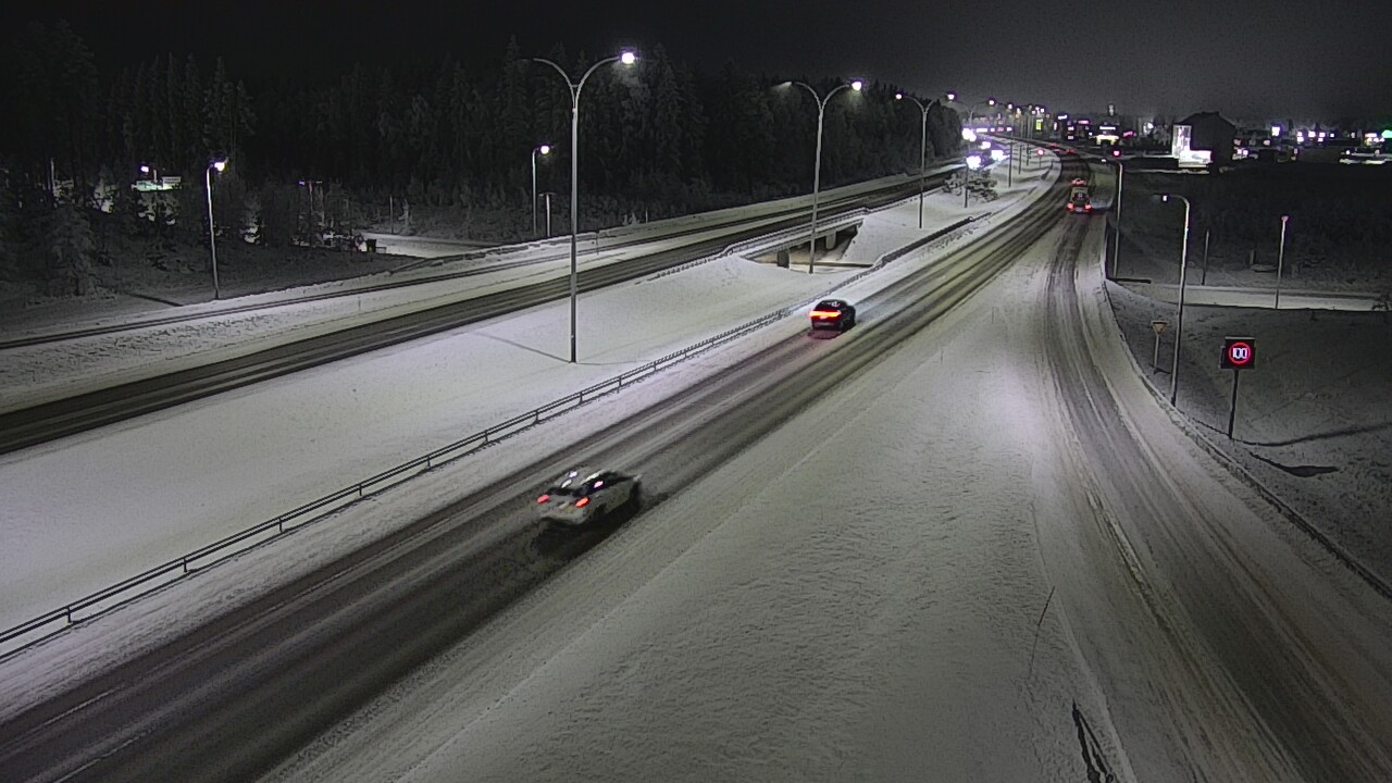 Weather Camera Image Väg 4 Kempele, Zatelliitti, Oulu, Pohjois-Pohjanmaa