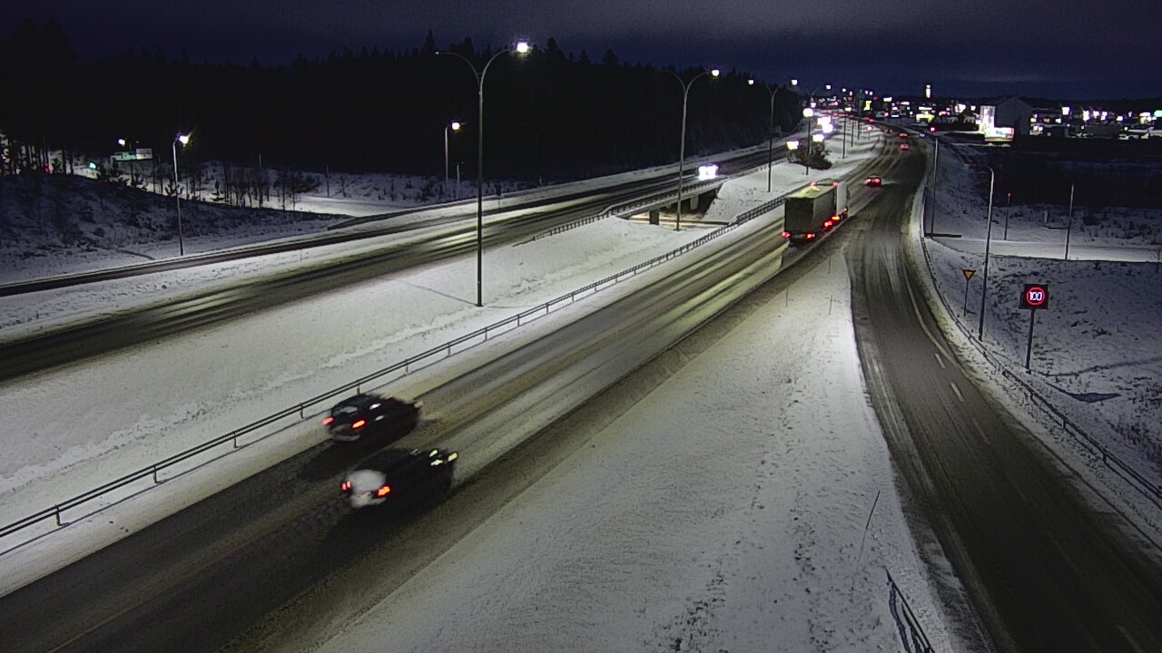 Kelikamerat Kuva Tie 4 Kempele, Zatelliitti, Oulu, Pohjois-Pohjanmaa