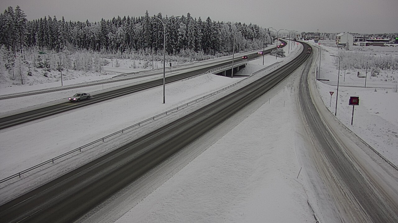 Weather Camera Image Väg 4 Kempele, Zatelliitti, Oulu, Pohjois-Pohjanmaa