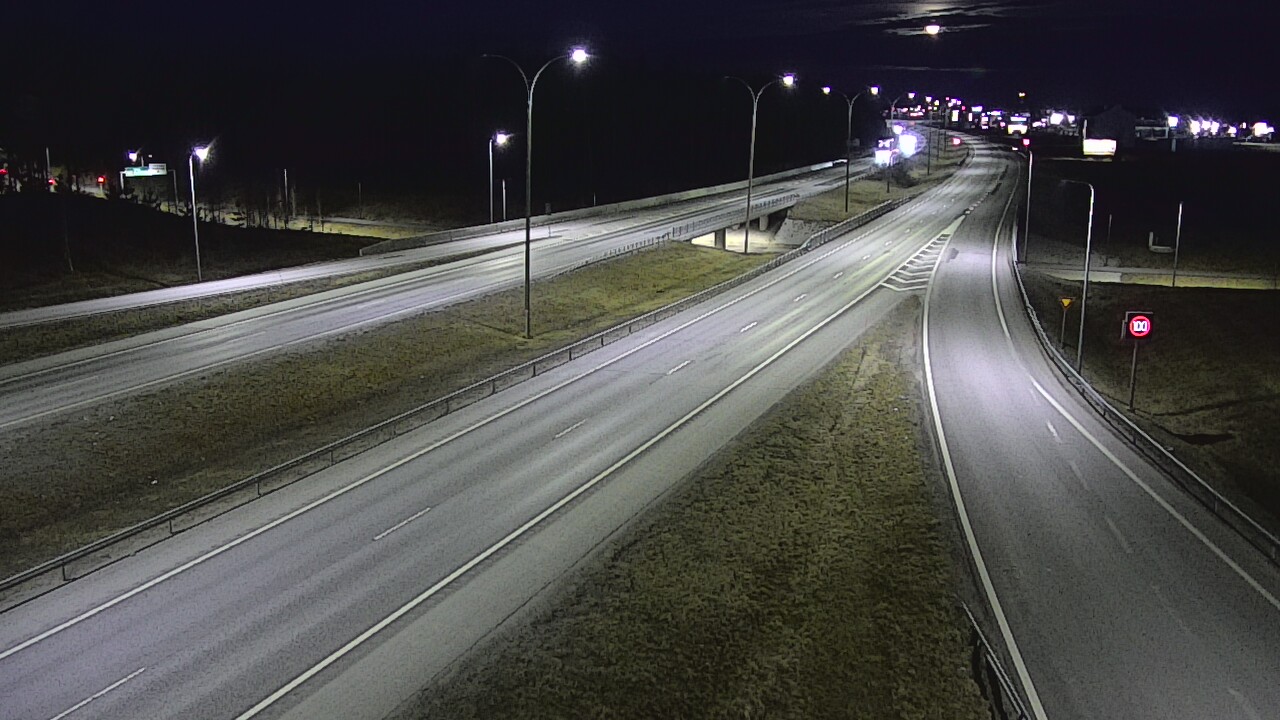 Weather Camera Image Väg 4 Kempele, Zatelliitti, Oulu, Pohjois-Pohjanmaa