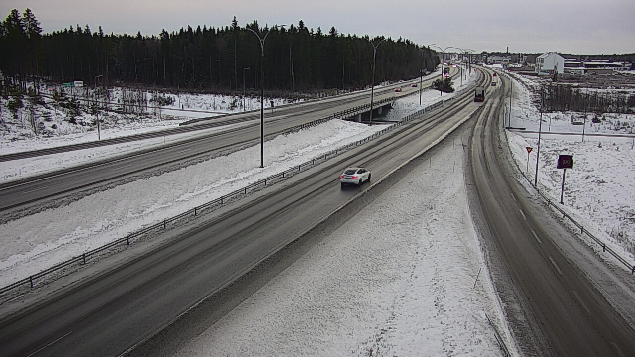 Weather Camera Image Väg 4 Kempele, Zatelliitti, Oulu, Pohjois-Pohjanmaa