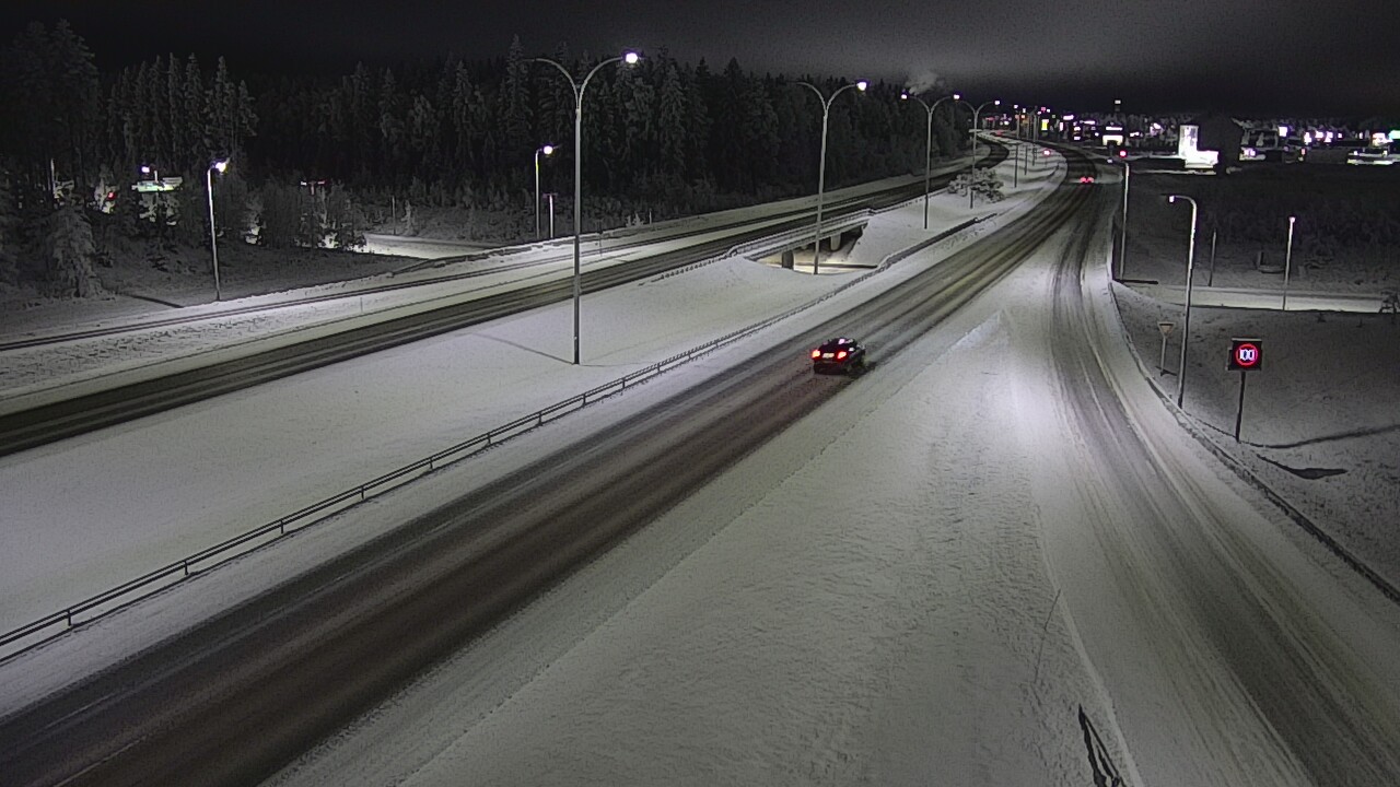 Weather Camera Image Väg 4 Kempele, Zatelliitti, Oulu, Pohjois-Pohjanmaa