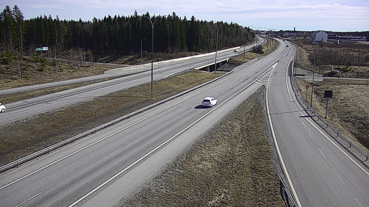 Weather Camera Image Väg 4 Kempele, Zatelliitti, Oulu, Pohjois-Pohjanmaa