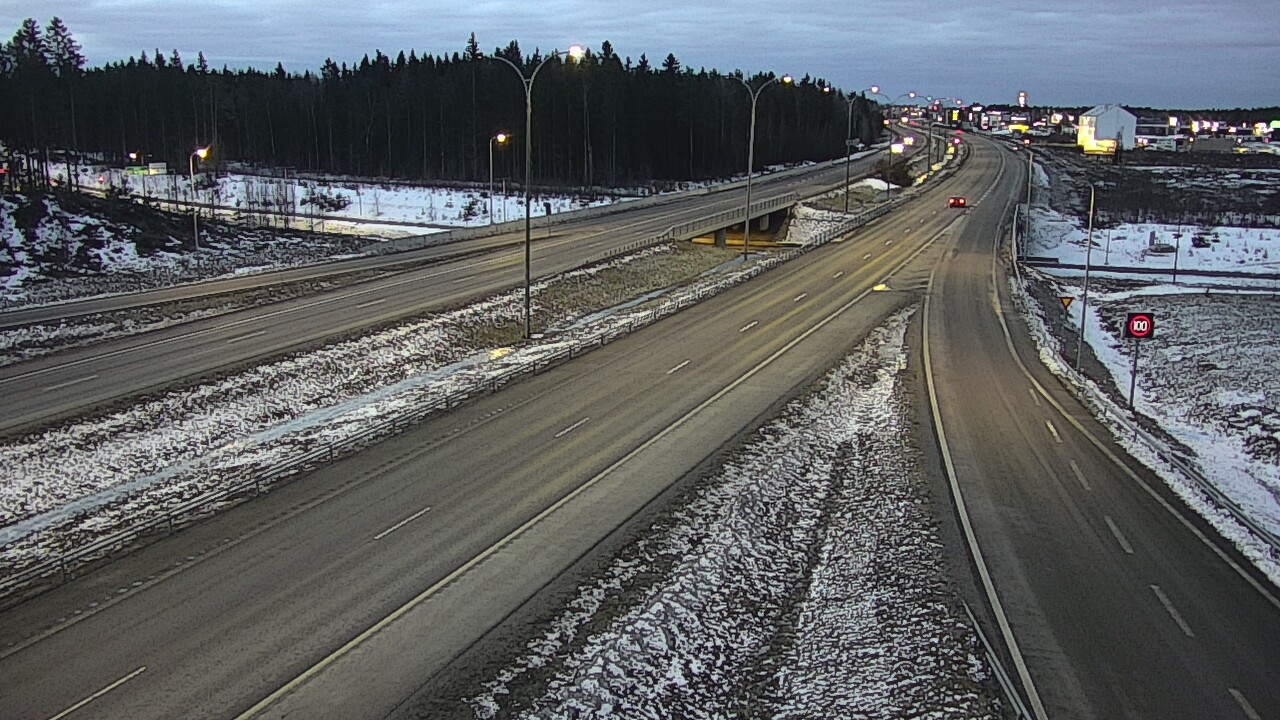 Kelikamerat Kuva Tie 4 Kempele, Zatelliitti, Oulu, Pohjois-Pohjanmaa