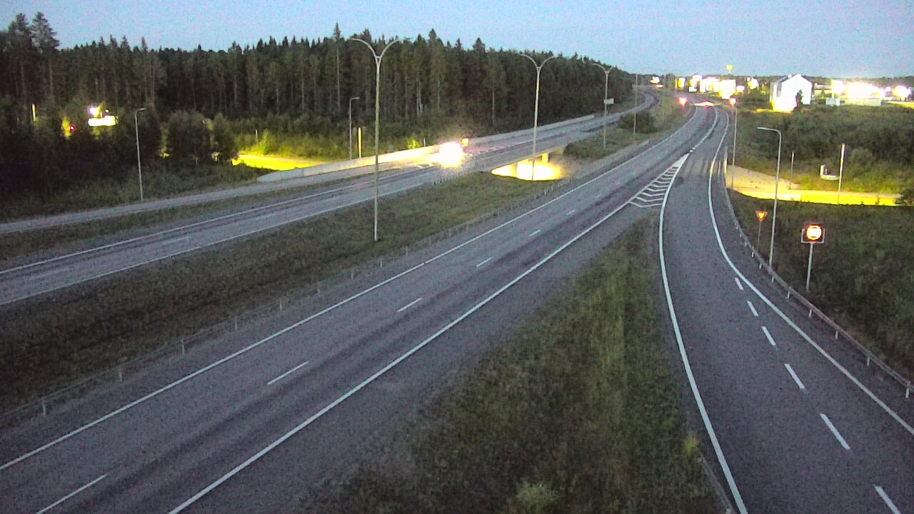 Kelikamerat Kuva Tie 4 Kempele, Zatelliitti, Oulu, Pohjois-Pohjanmaa