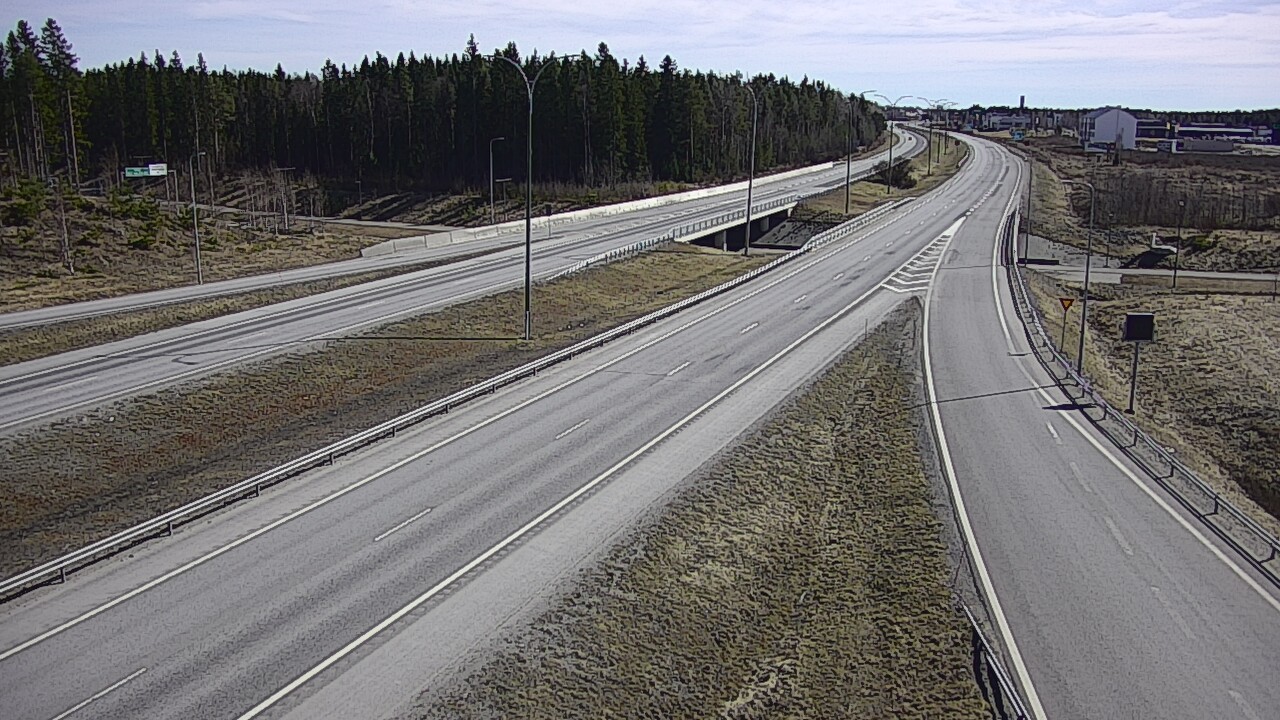 Weather Camera Image Väg 4 Kempele, Zatelliitti, Oulu, Pohjois-Pohjanmaa