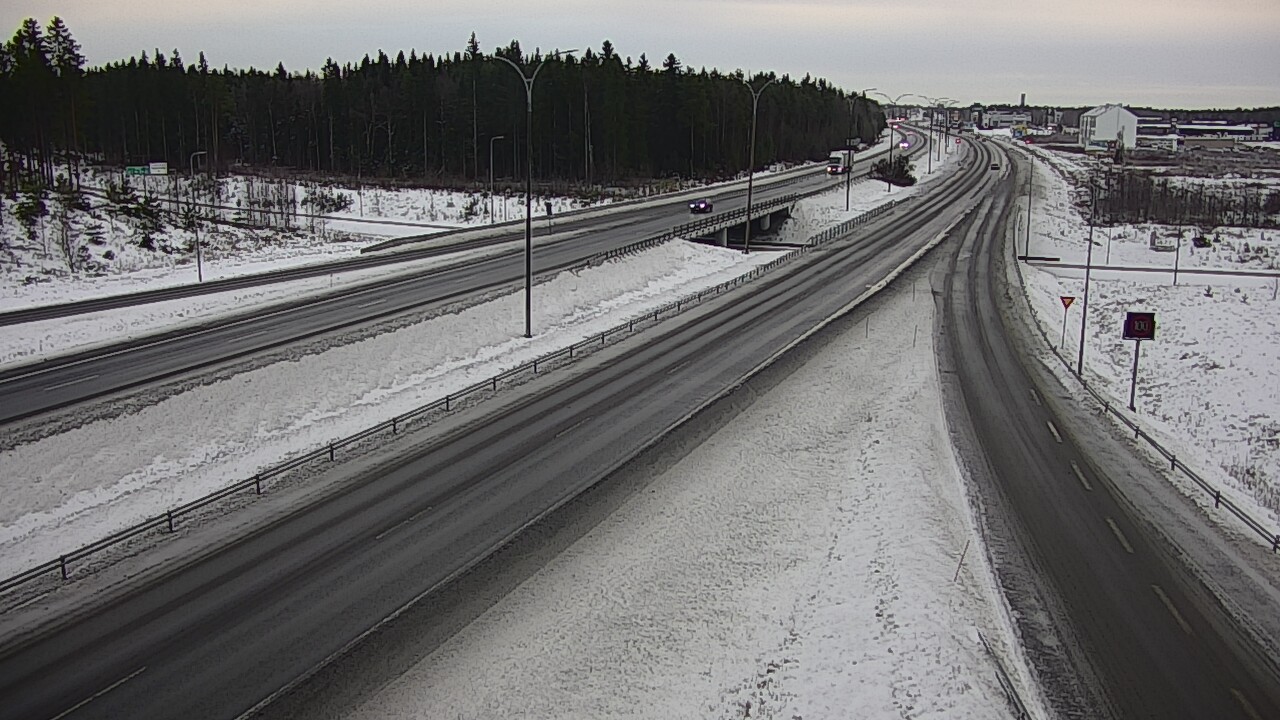 Weather Camera Image Väg 4 Kempele, Zatelliitti, Oulu, Pohjois-Pohjanmaa