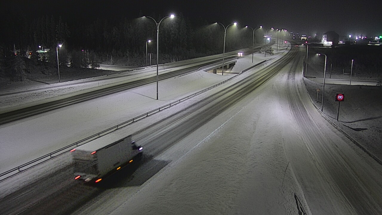 Weather Camera Image Väg 4 Kempele, Zatelliitti, Oulu, Pohjois-Pohjanmaa