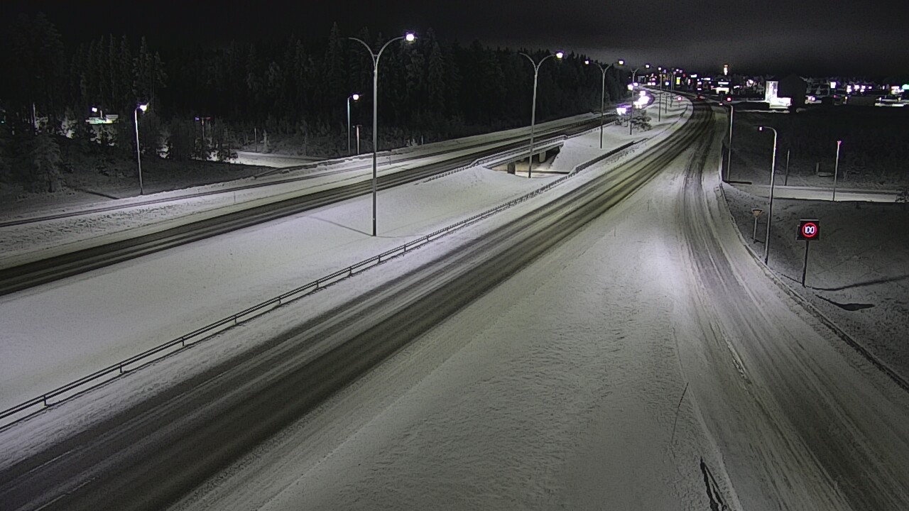 Weather Camera Image Väg 4 Kempele, Zatelliitti, Oulu, Pohjois-Pohjanmaa