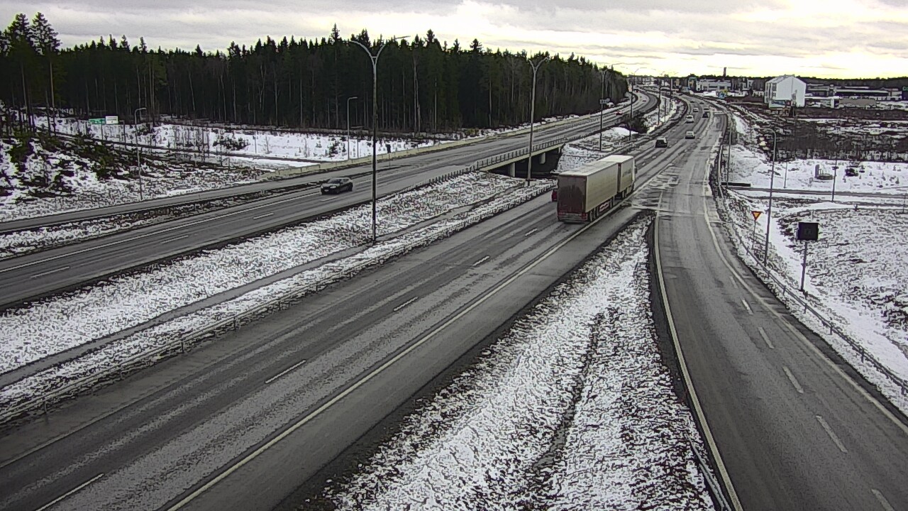 Kelikamerat Kuva Tie 4 Kempele, Zatelliitti, Oulu, Pohjois-Pohjanmaa