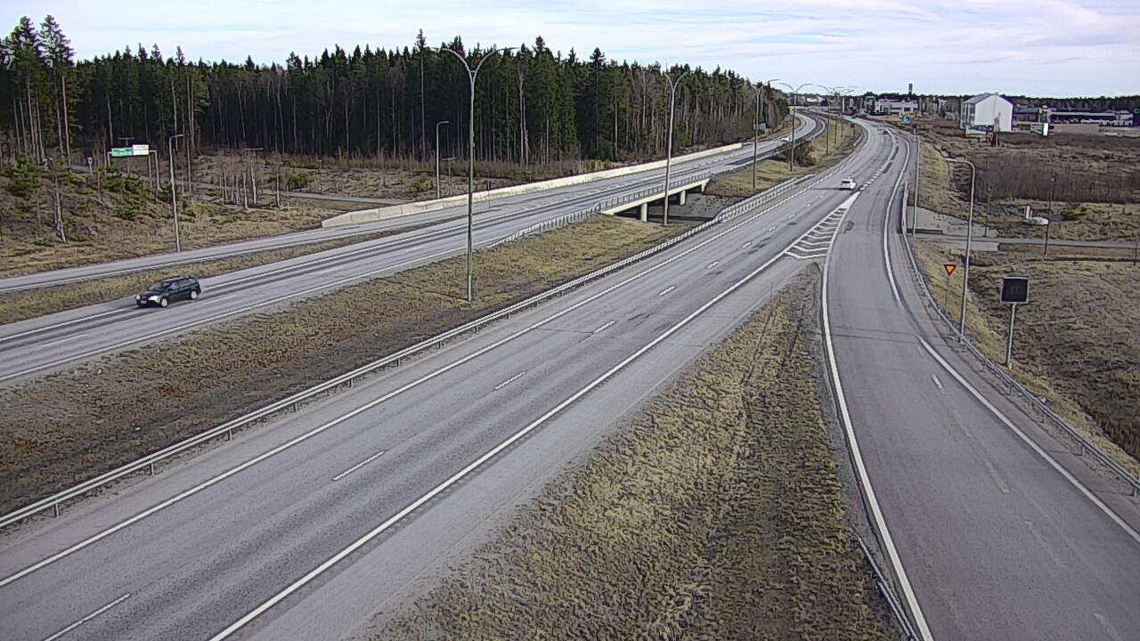 Weather Camera Image Väg 4 Kempele, Zatelliitti, Oulu, Pohjois-Pohjanmaa